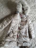 Курточка зимова для дівчинки, розмір 140см.