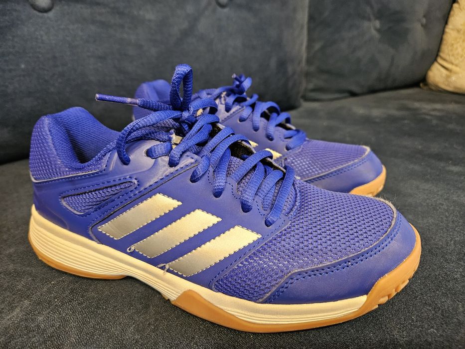 Buty Adidas halówki 36 i 2/3.