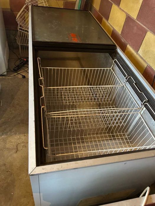 Морозильна камера 800л