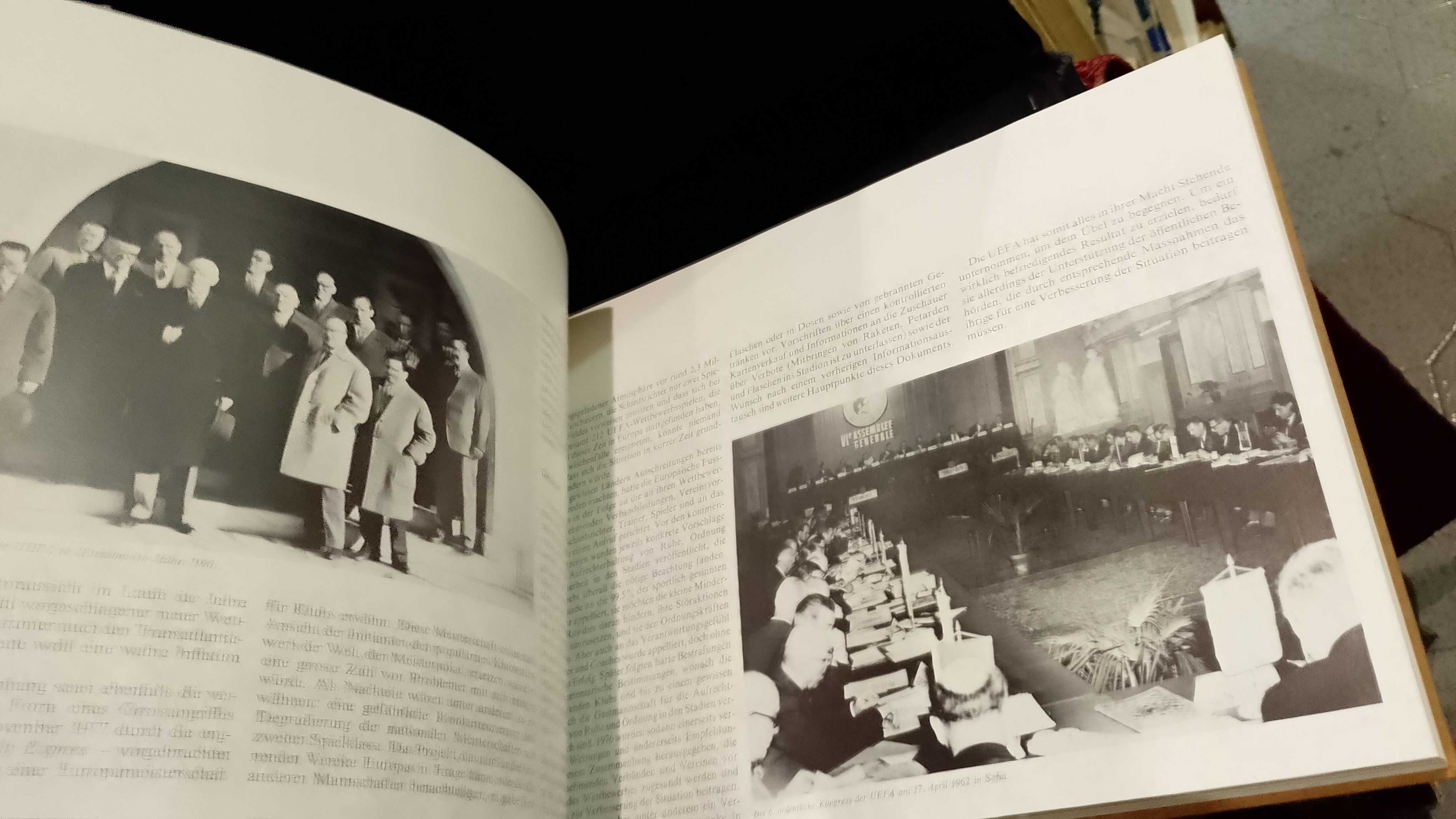 25 Jahre UEFA - Livro de Aniversário.  UEFA