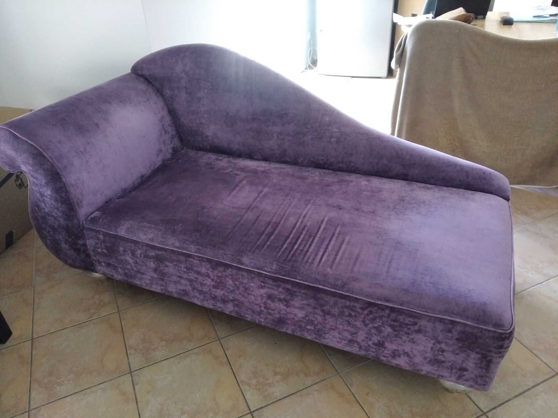 Chaise longue em veludo