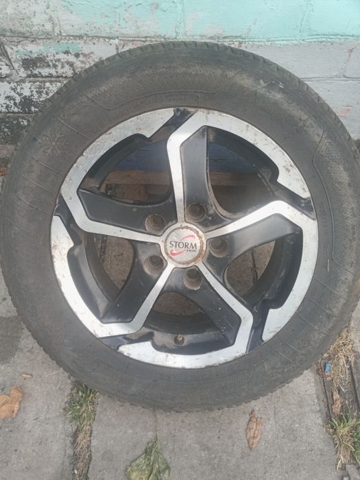Продам обменяю диски с резиной R 15.5/114.