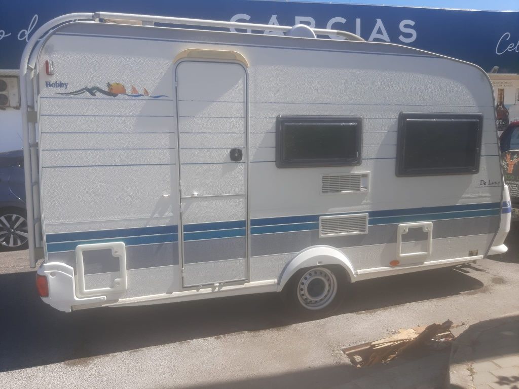 Caravana vende se