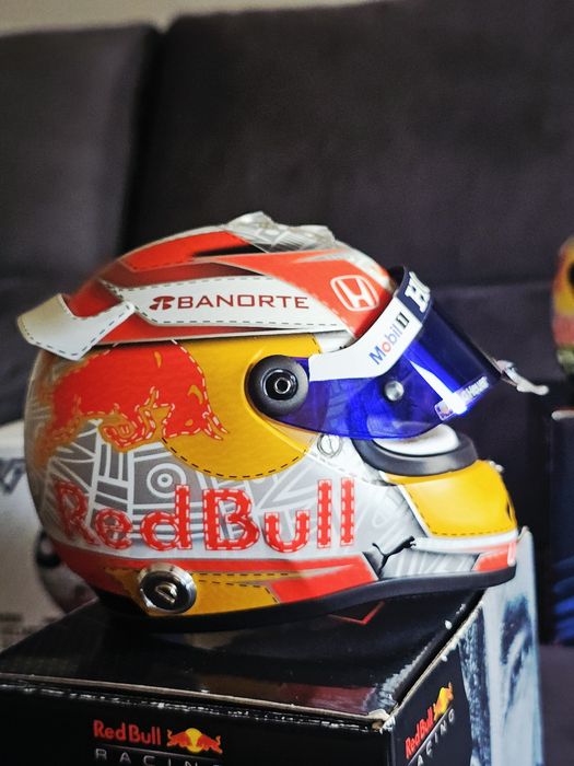 Checo Perez capacete 1/2 Austrian GP 2021 limited edition