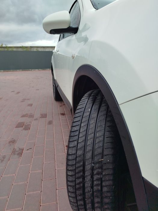 Автомобіль Нісан Кашкай