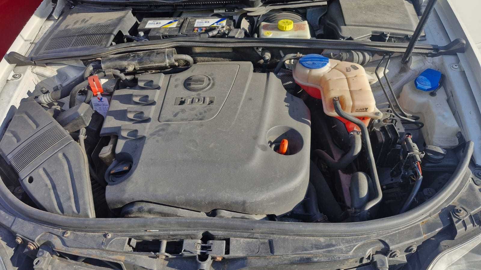 Seat Exeo automat  ST 2.0l 150KM ,przebieg 149tys  uszkodzony