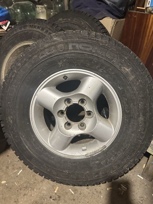 ШИНИ з ДИСКАМИ 235/85 R16 NOKIAN (Фінляндія)