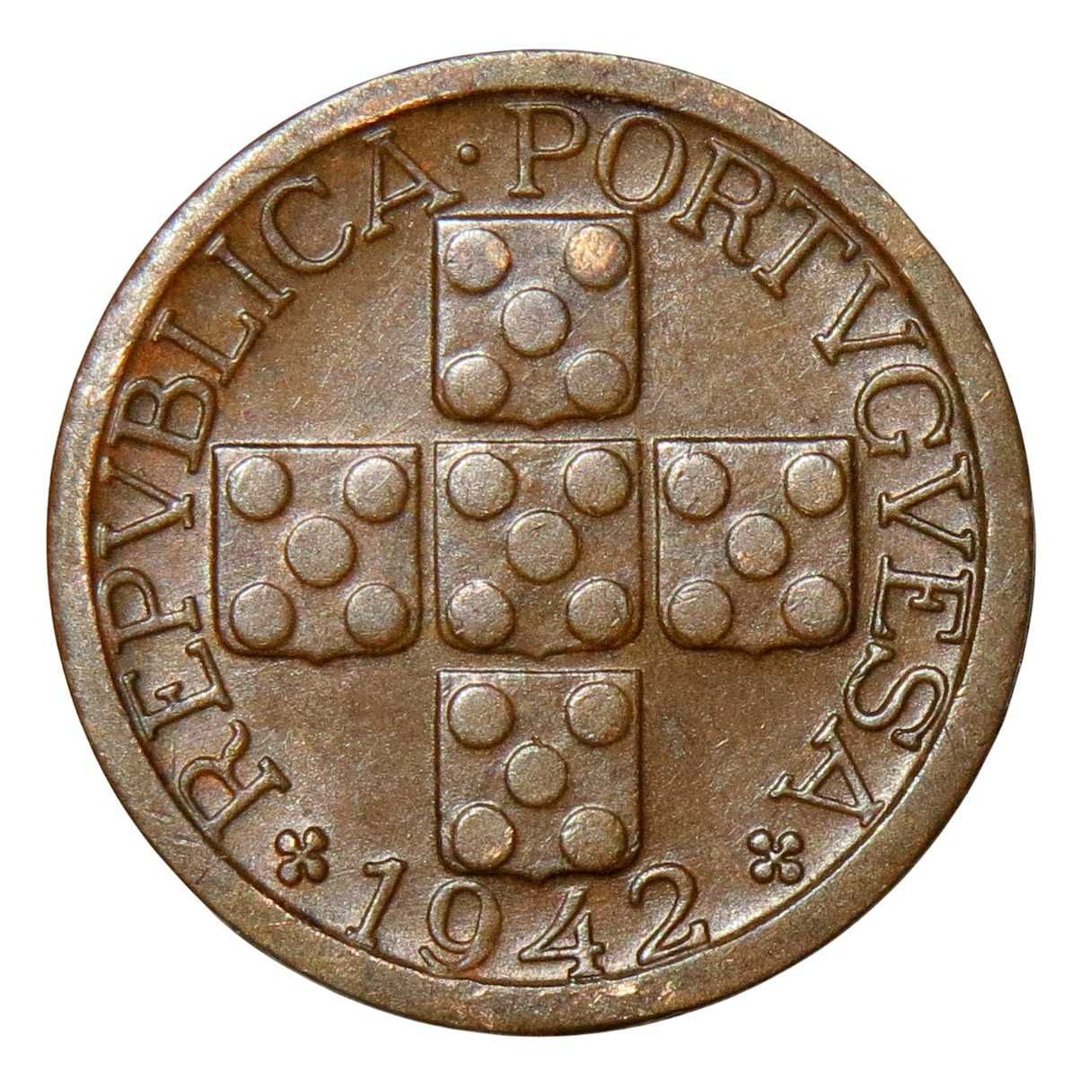 Portugal - X Centavos 1942 . Quase Bela