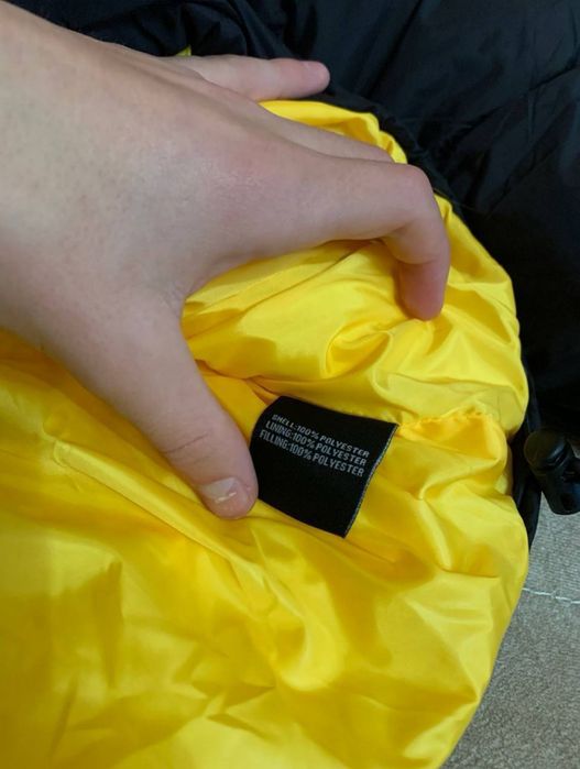 пуховик corteiz кортез куртка(маломірний)

Розміри: 2XL(маломірить на