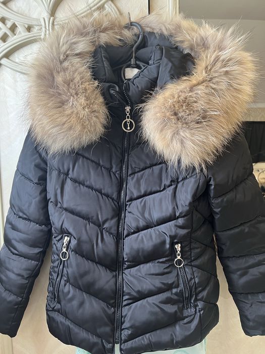 Жіноча зимова куртка