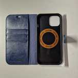 Ocase etui z klapką na iPhone 14