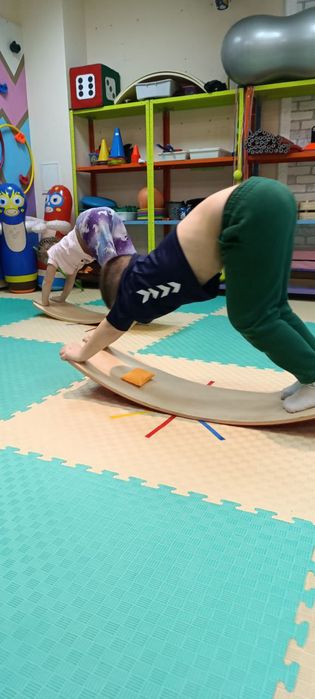 Нейрофітнес для дітей на Рокербордах нейропсихолог Позняки