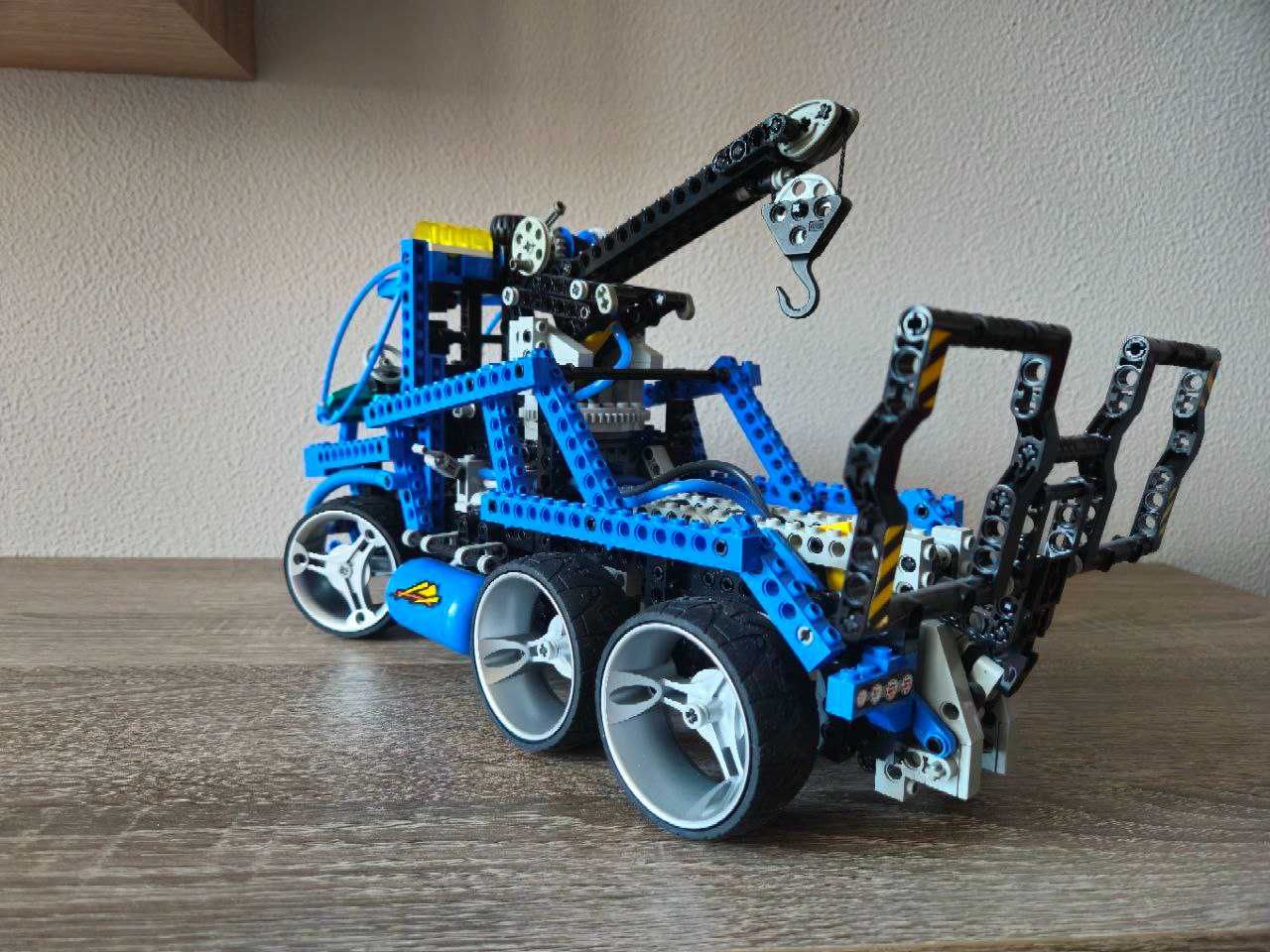 Власний Б/В конструктор LEGO Technic 8462 Super Tow Truck - 1998 рік!