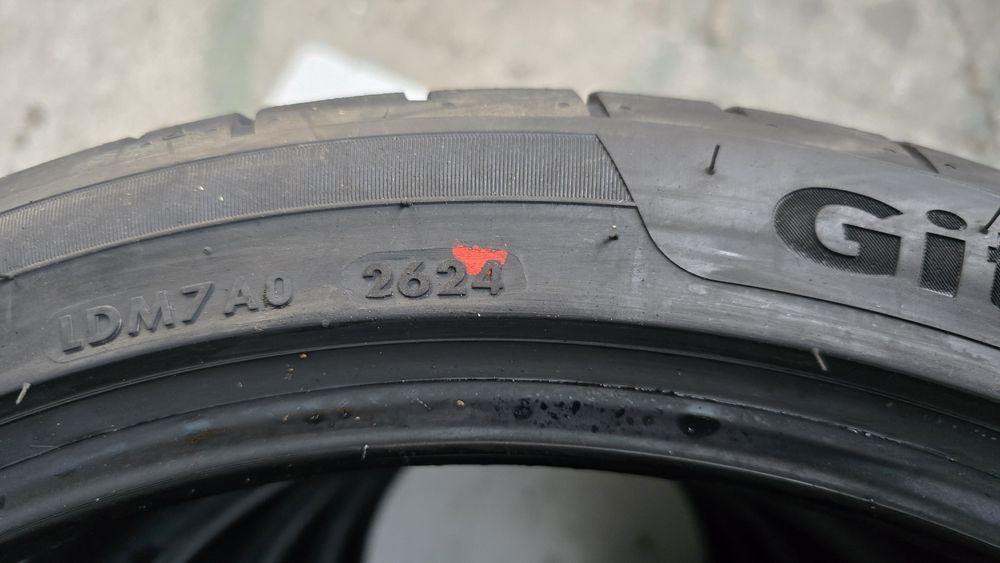 E24 4 x 225/40R18 Giti GitiSport S2 92Y XL opony letnie demo Sparco