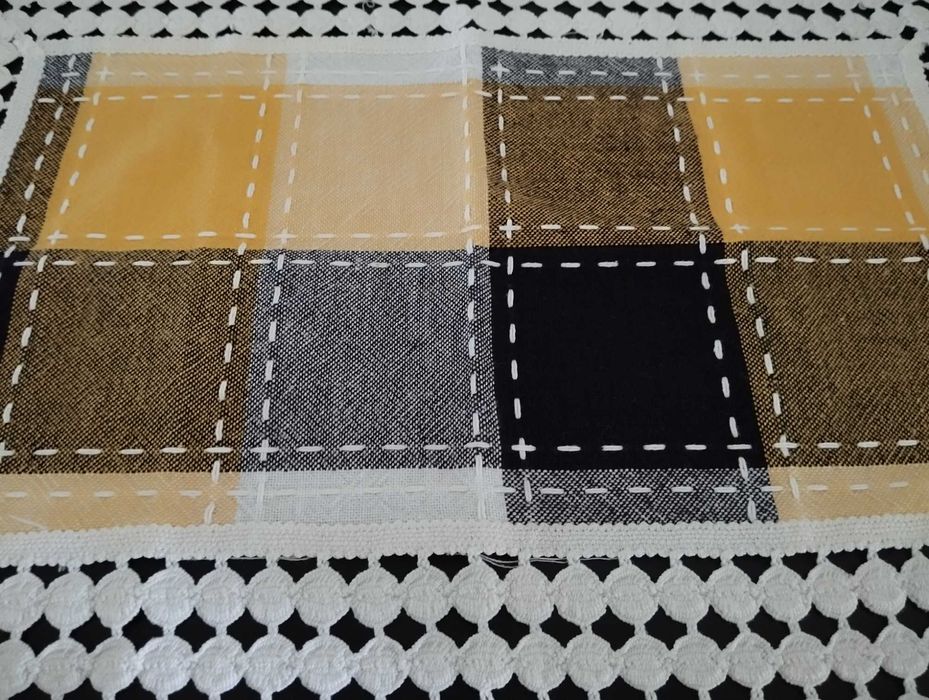Panos tabuleiro novos bordados à mão e outros