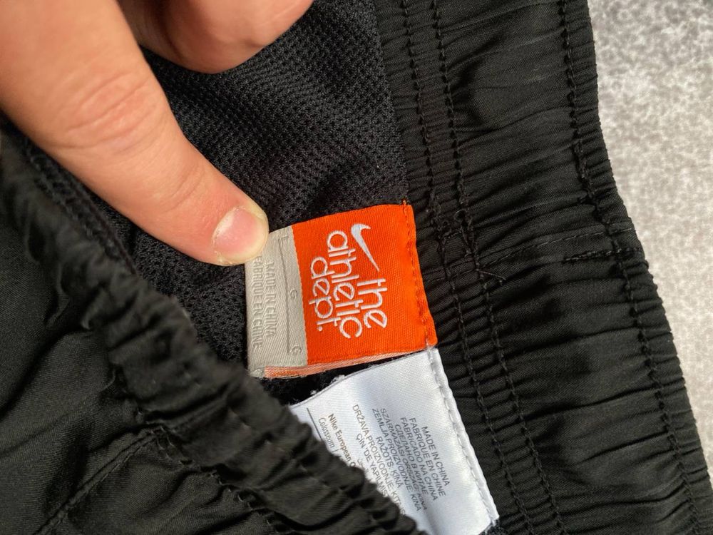 Штани балонові NIKE на затяжках
