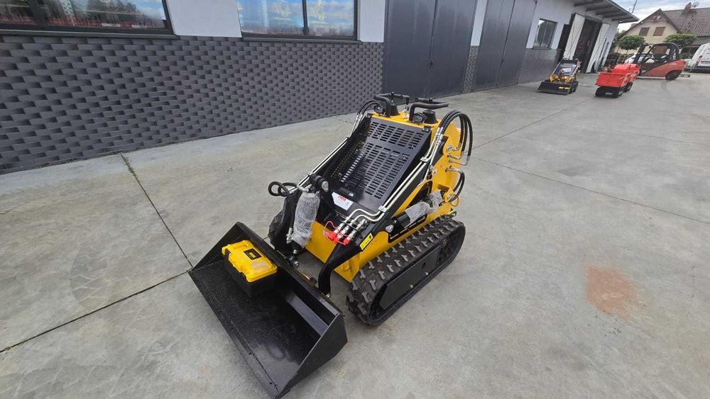 Mini ładowarka gąsienicowa LRT 460 (bobcat Jcb Arteer)