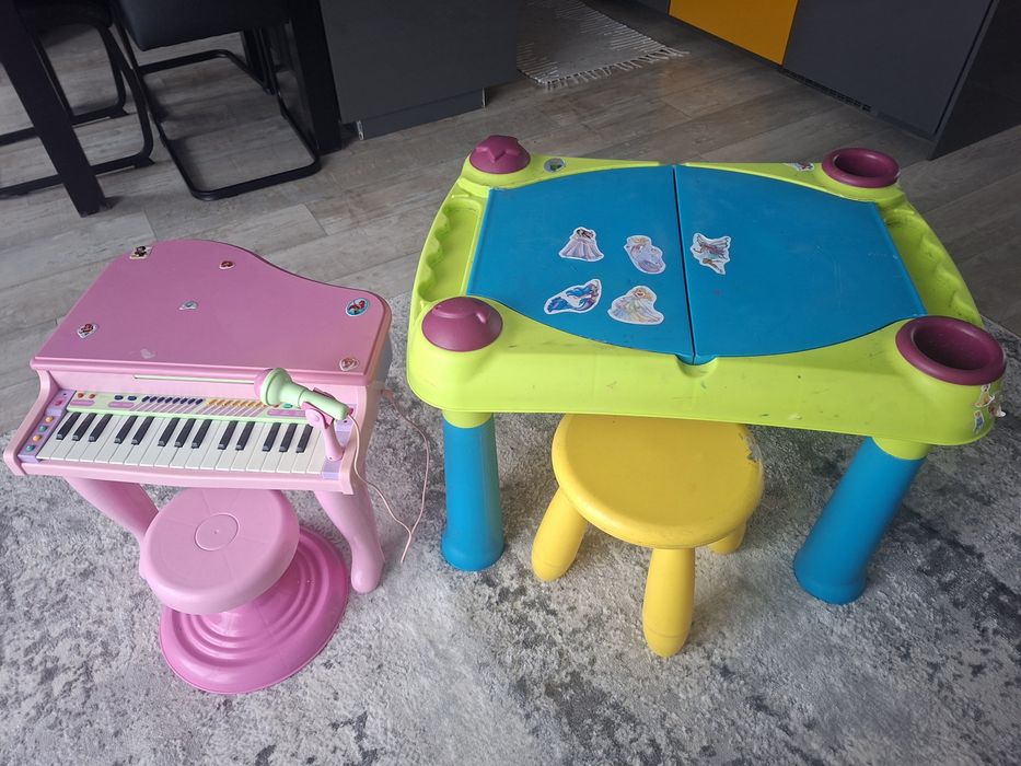 Stoliczek dziecięcy