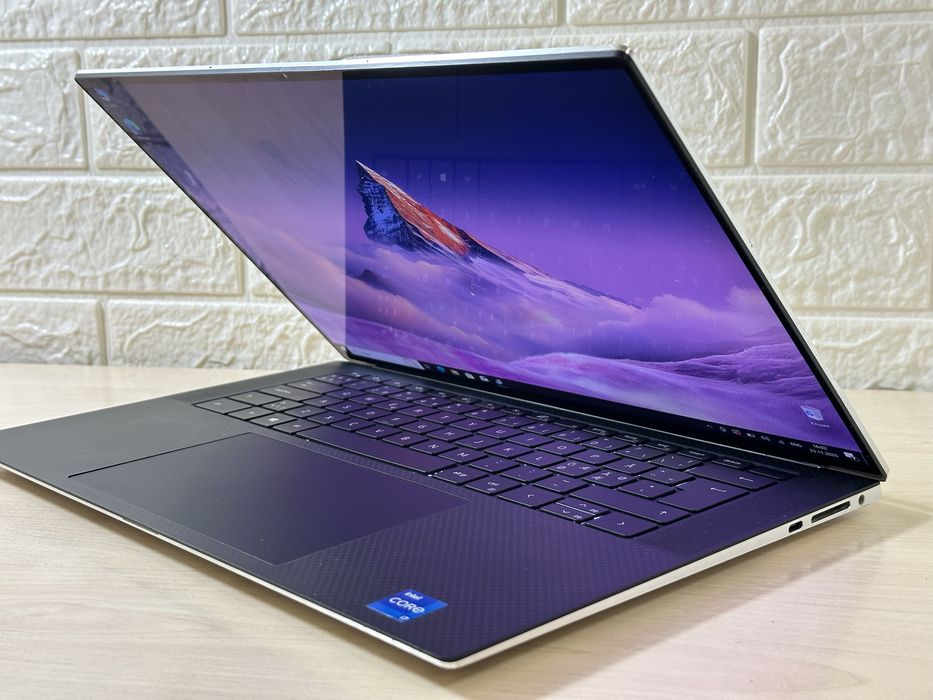 4K Touch! RTX 3050Ti! i7-11800H! Dell XPS 15 9510, 16/1Tb