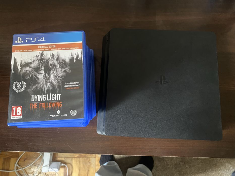 Плейстейшн 4 slim