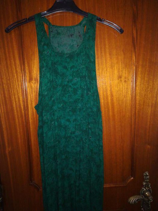 Vestido de verão comprido verde esmeralda