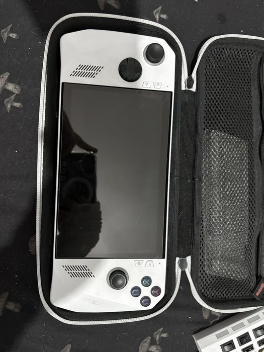 Asus rog ally z1 extream