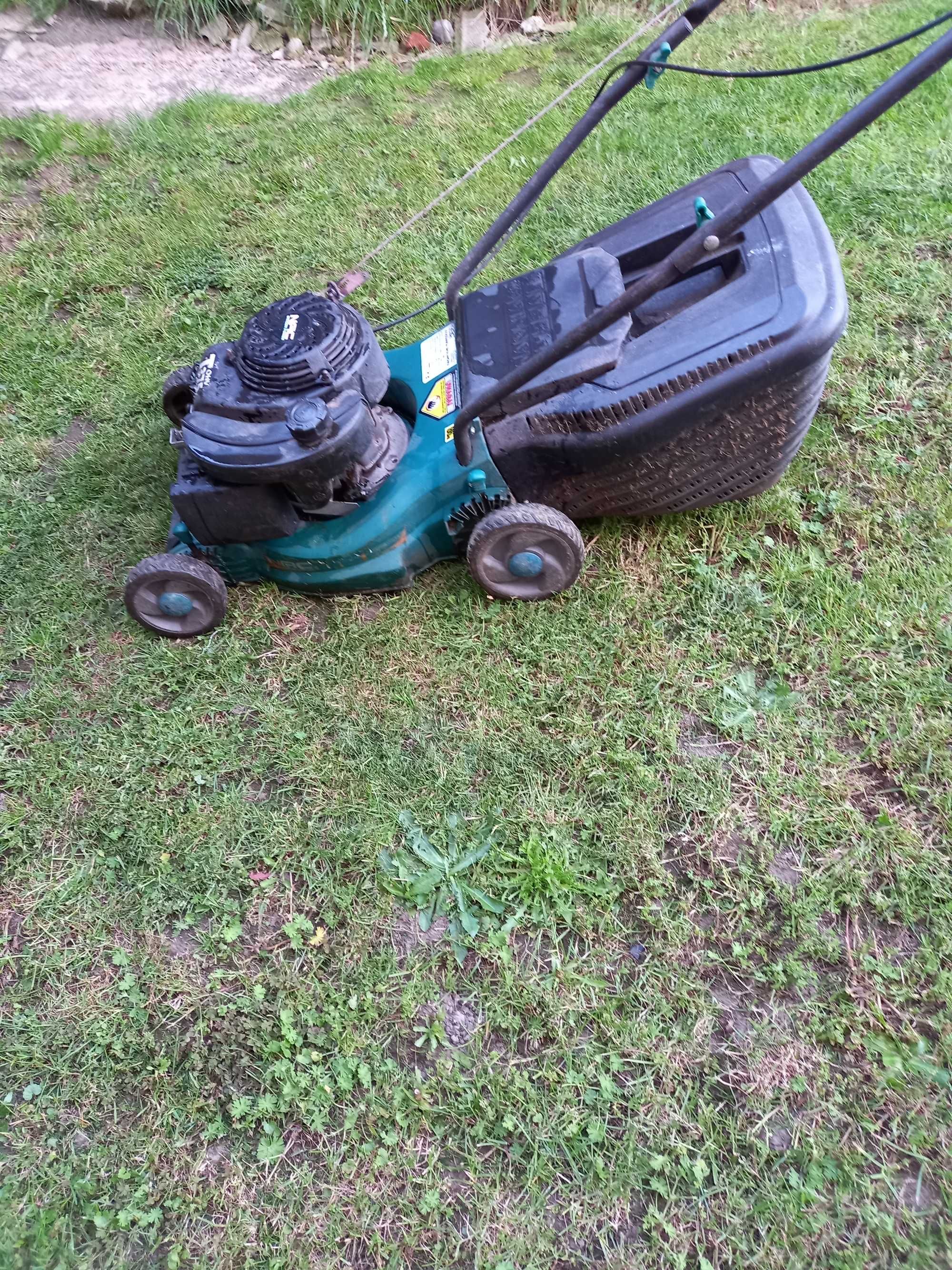 Sprzedam kosiarkę ,,NAC" model C400 L