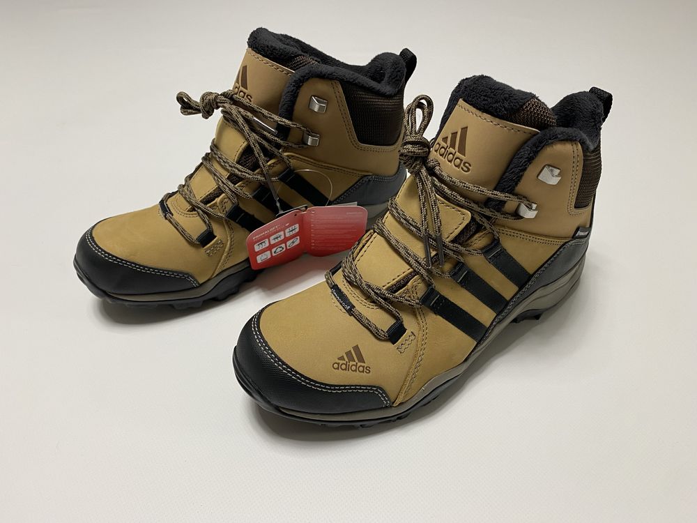 Новые ботинки Adidas ClimaProof Winter Hiker II нубук беж Размер 41 42