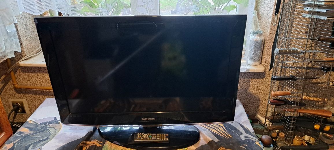 Sprzedam w dobrym stanie telewizor 32"