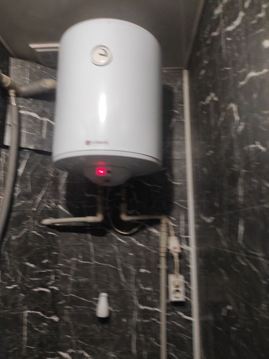 Торг!Продам діюче сто , дохід до 100000грн на місяць!!!