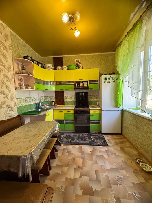 Продам Трехкомнатную квартиру на Югоке.