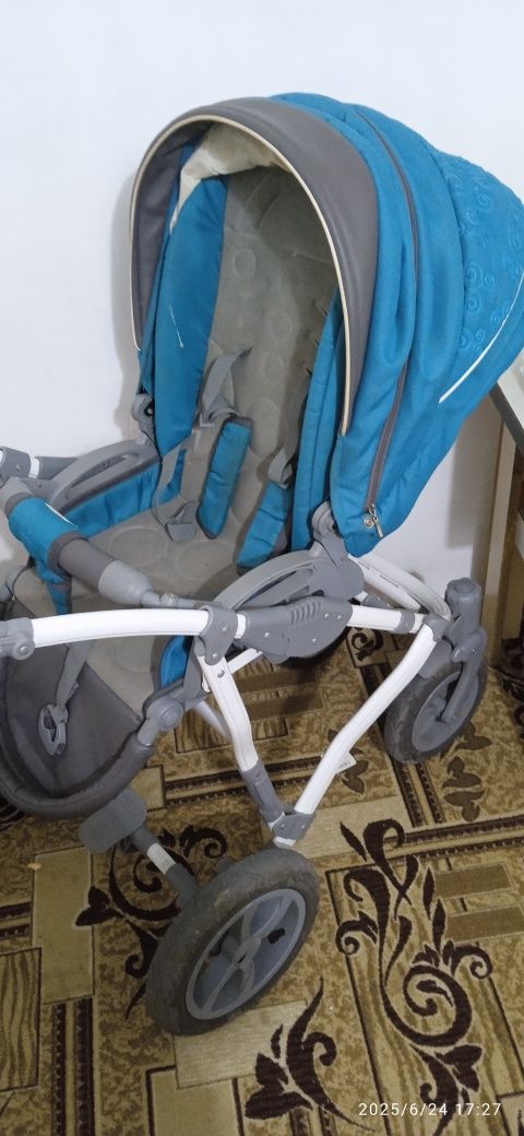 Продам каляску 2 в 1 в хорошому стані