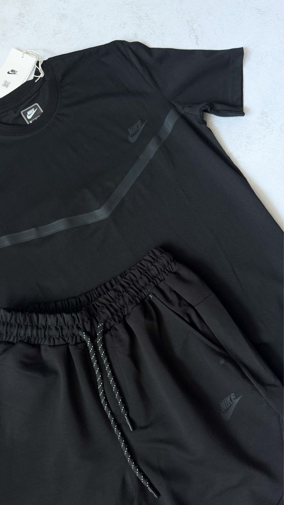 Комплект шорти футболка бренду BOSS and NiKE