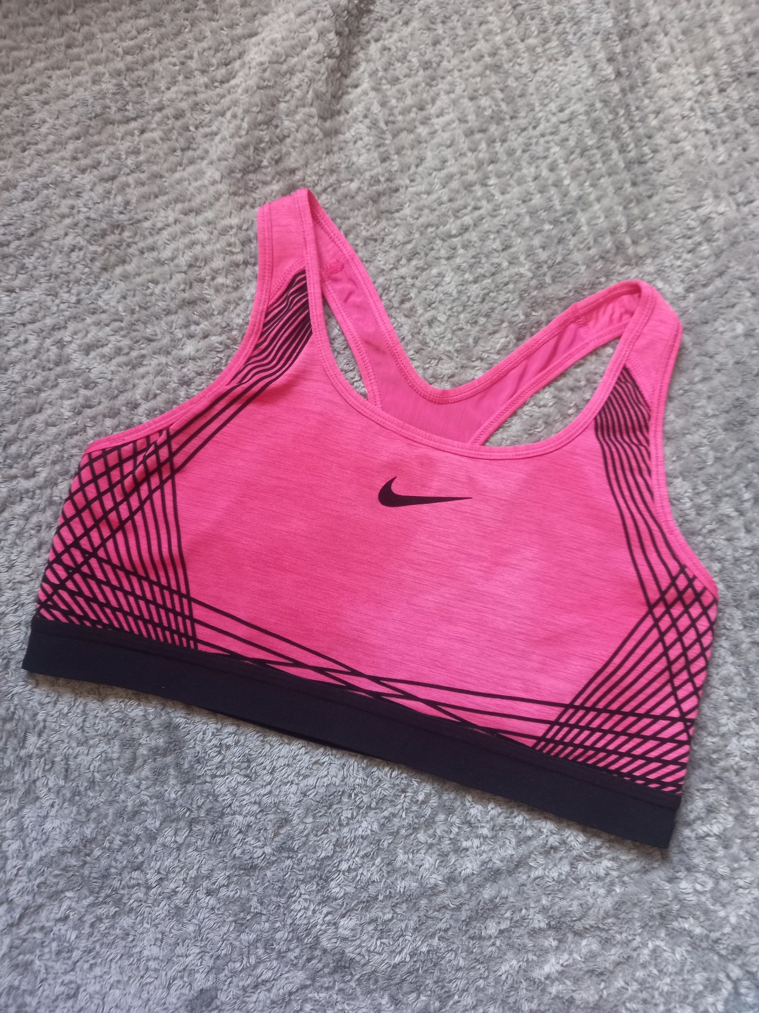 Топ спортивний Nike Dri-fit розмір L