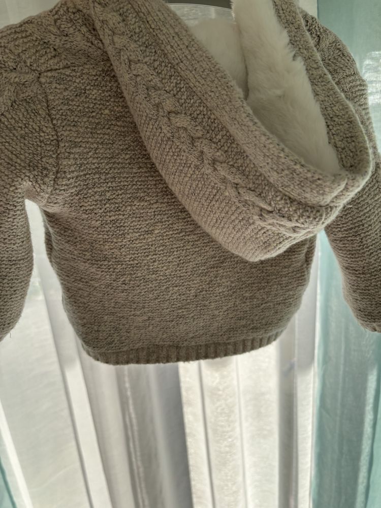 Vendo Casaco Malha com pêlo quentinho tam.1-3 meses
