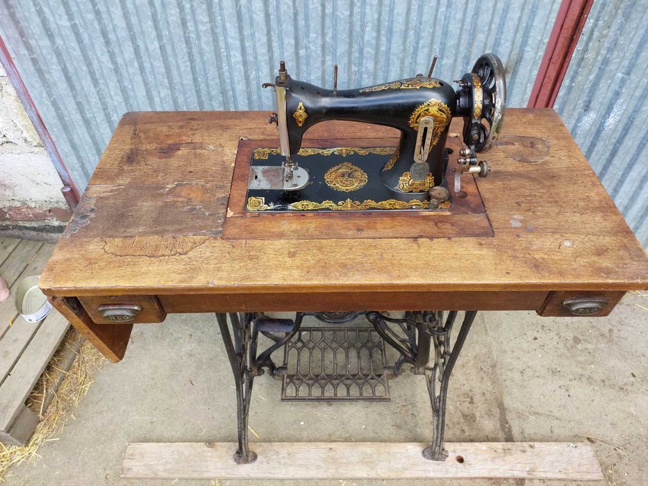 Maszyna do szycia RAST~GASSER