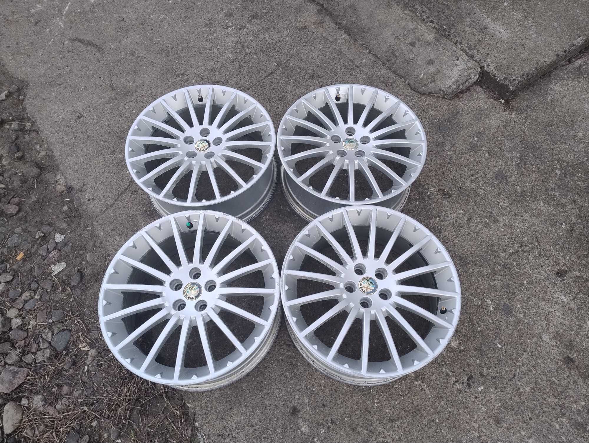 Felgi Aluminiowe Alfa GT 5x98 17cali