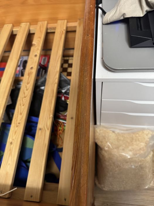 Łóżko drewniane - oddam