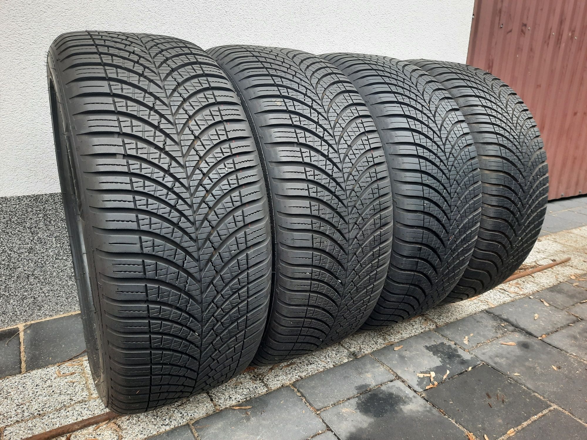 4 opony 185/65 R15 Goodyear Vector4seasons gen3 2020r 8mm