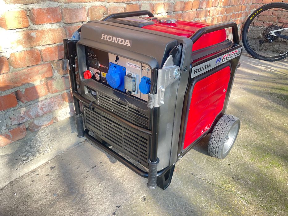 Генератор інверторний Honda EU 70 iS