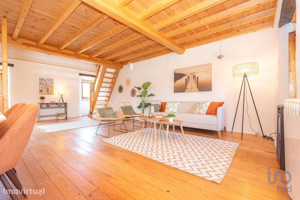 Casa / Villa T7 em Alvaiázere de 533,00 m2