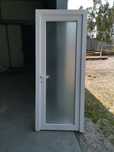 Porta de PVC com vidro Fosco
