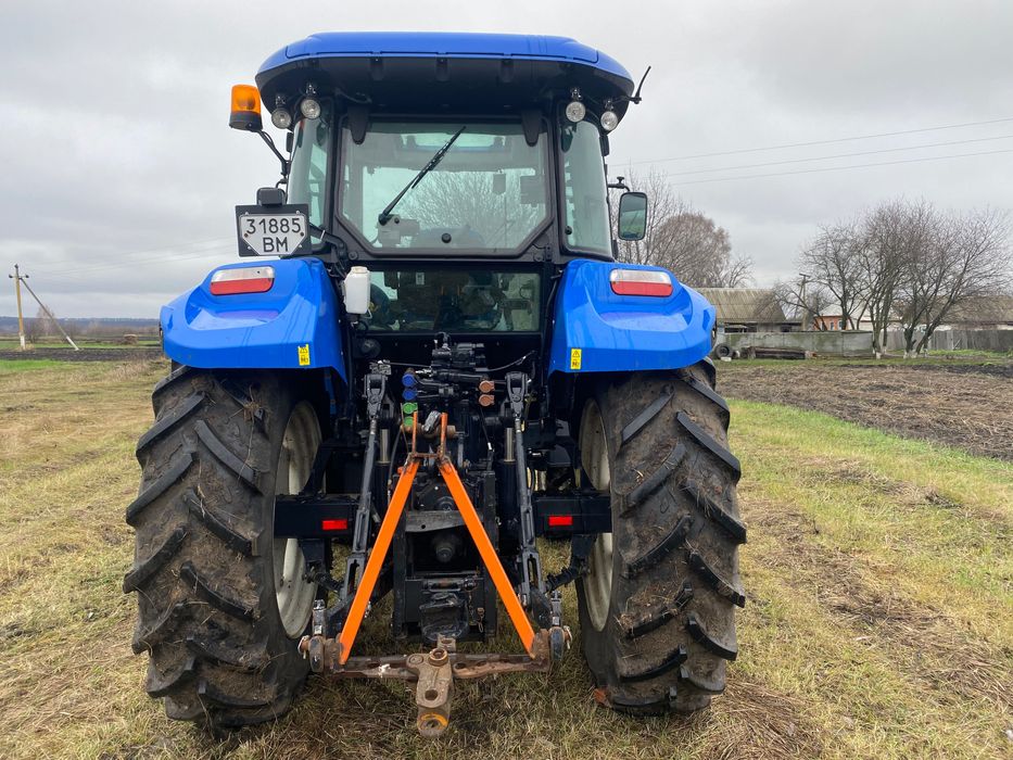 Трактор нюхоланд