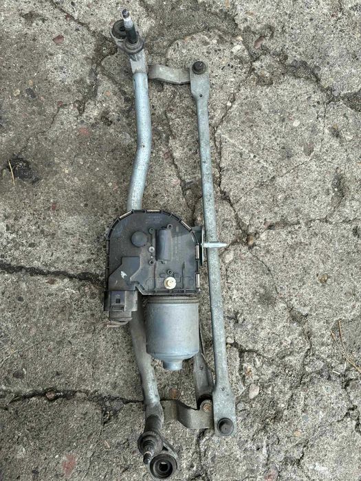 mechanizm silniczek wycieraczek przód przedni audi a3 8p europa