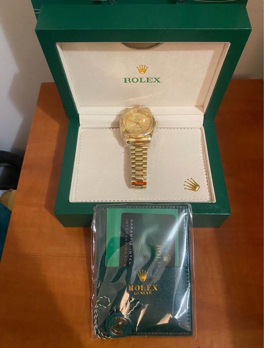 Rolex Day-Date 41mm Full Gold *NOVO*