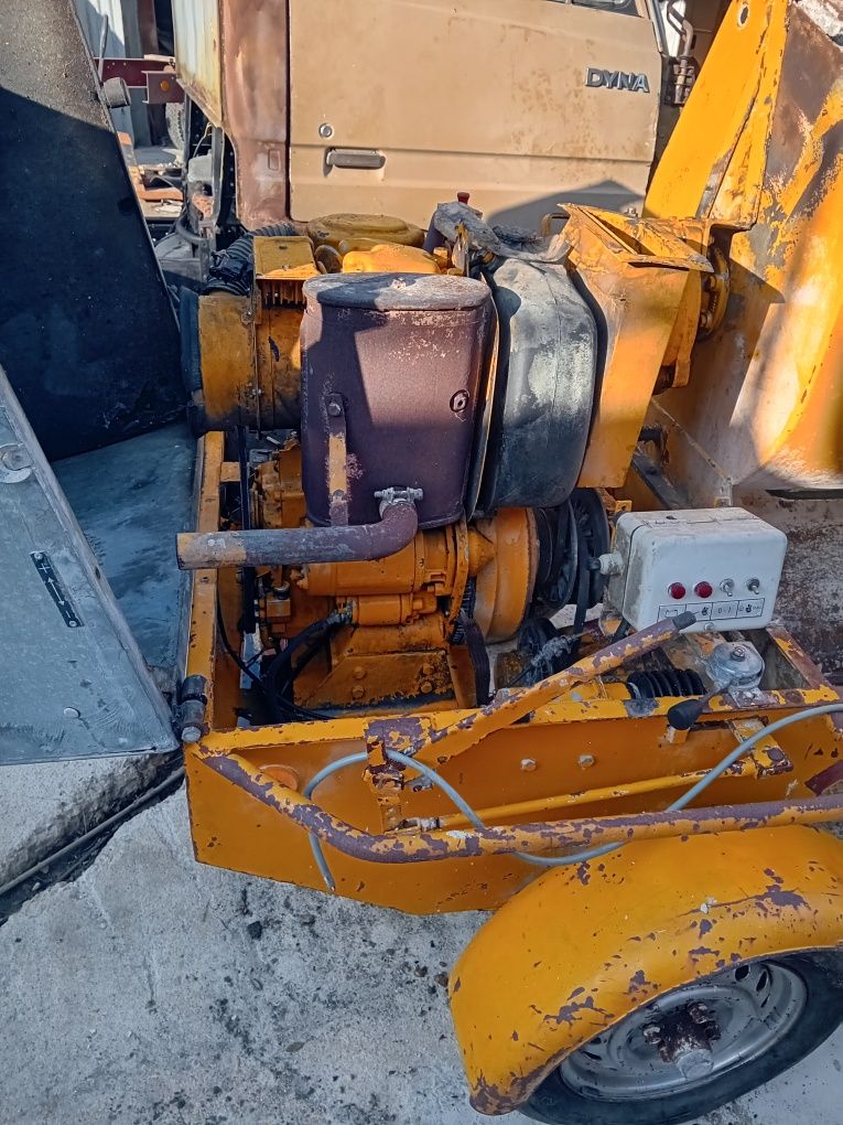 Máquina de progetar