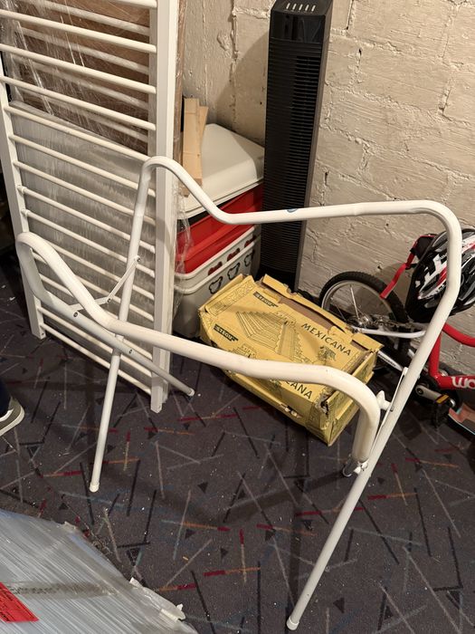 Stojak do dzieciecej wanienki