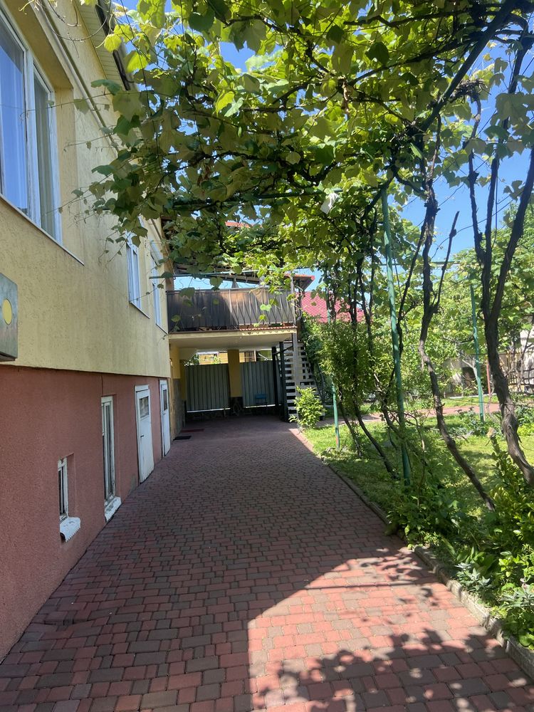 Оренда в самому центрі міста чудового будинку