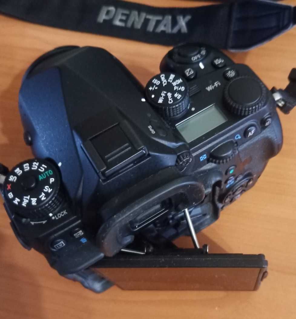 Pentax K1 (перше покоління)