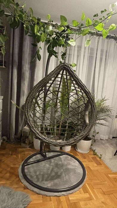 Fotel wiszący kokon